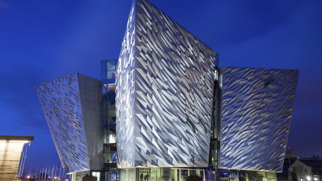 Explore a impressionante cidade de Belfast