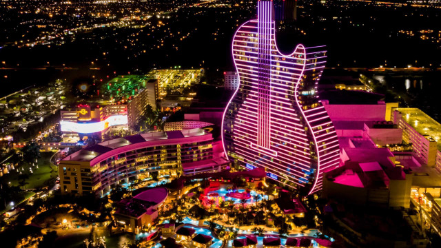 The odd appeal of novelty architecture
