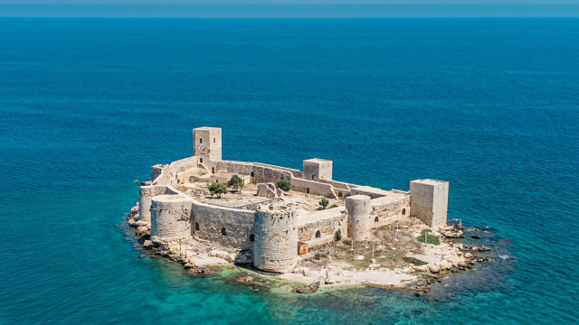 History's most impressive sea forts