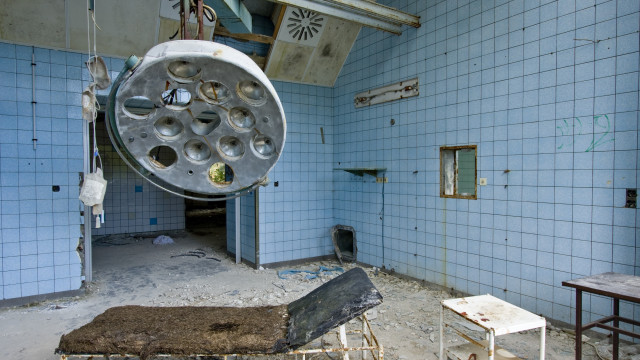 The bone-chilling stories behind this abandoned German hospital