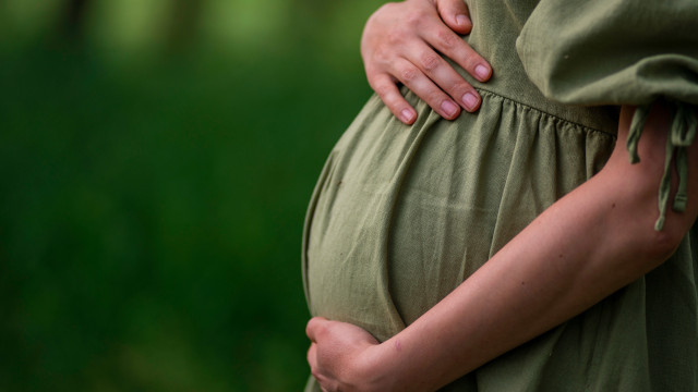 Superfetation: can you get pregnant while pregnant?