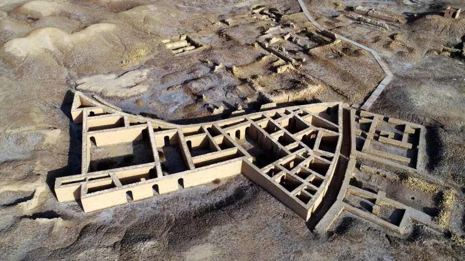 Megacities of the ancient world