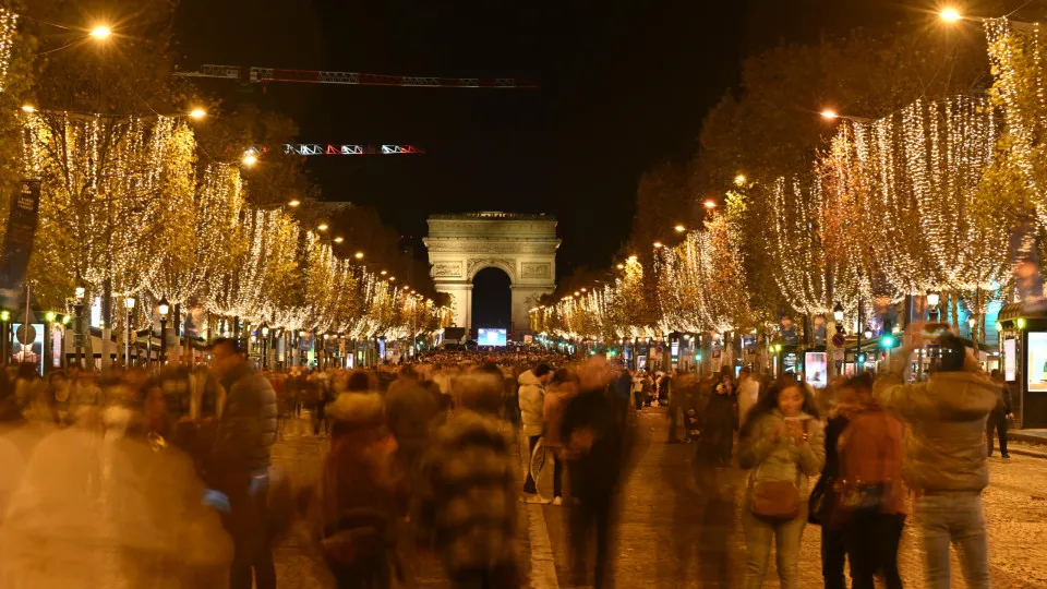 Julsäsongen runt om i världen år 2024