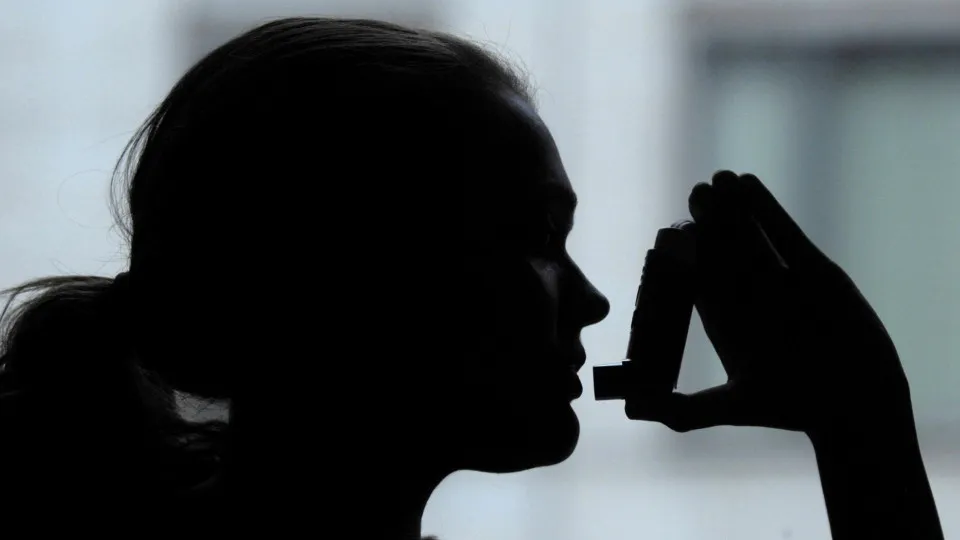 Living with asthma: causes, symptoms and management