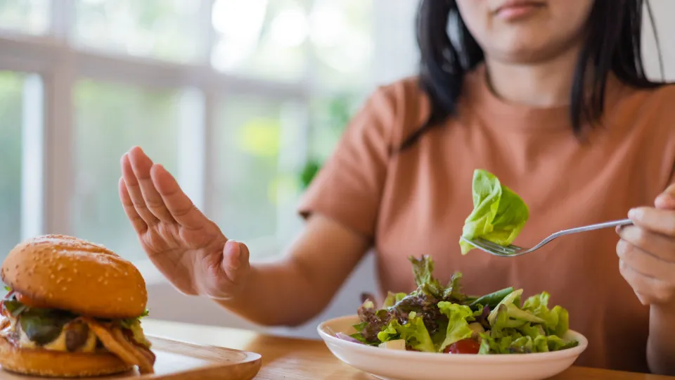 La forma más natural y eficaz de bajar el colesterol