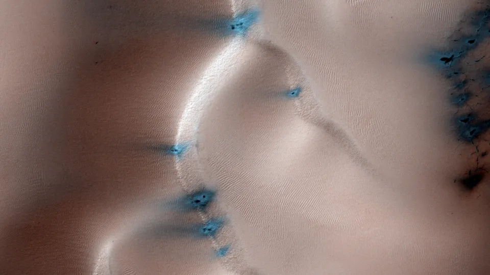 Stunning photos of Mars that will blow your mind