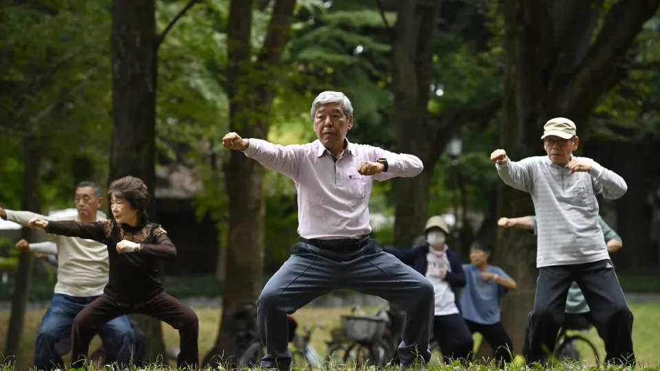 Where in the world can you live to 100 and stay healthy?