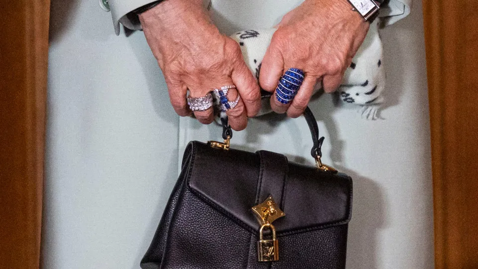 Brigitte Macron : élégante jusqu’au bout des ongles