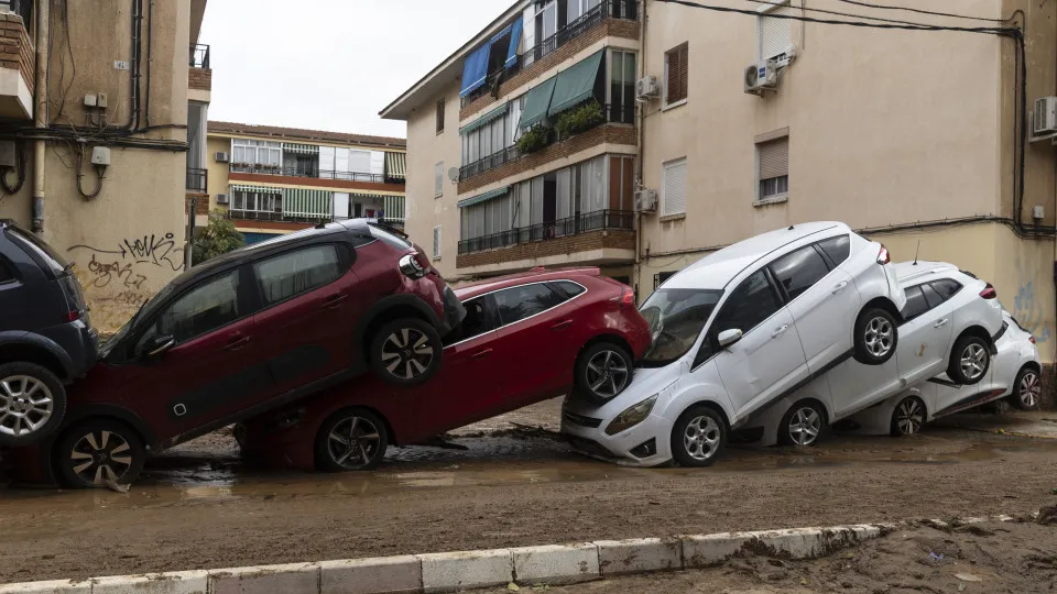 Experts voorspellen een onvermijdelijke tsunami in Europa