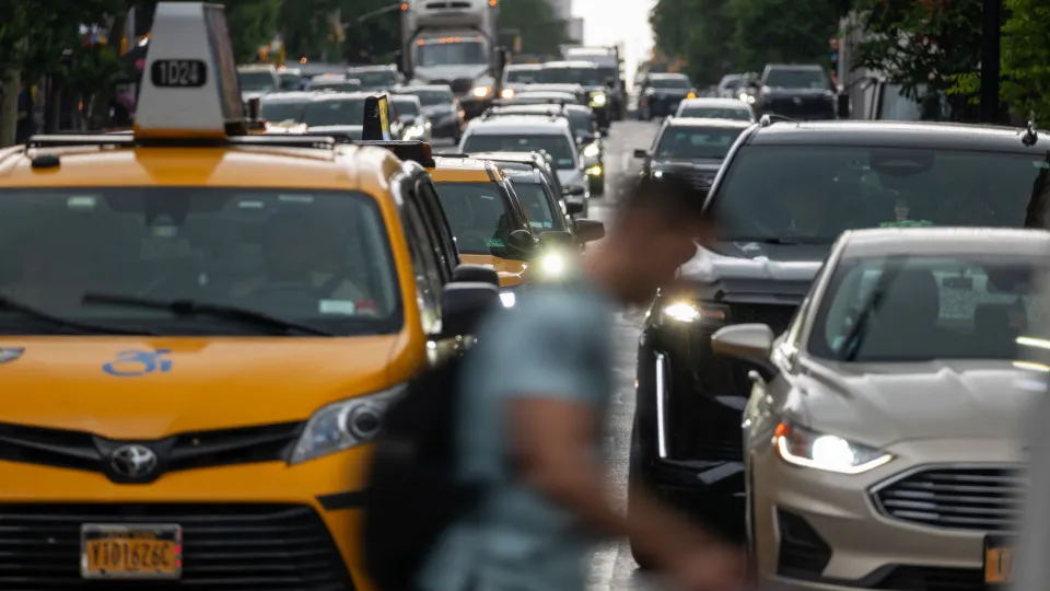 The most stressful cities to drive to work