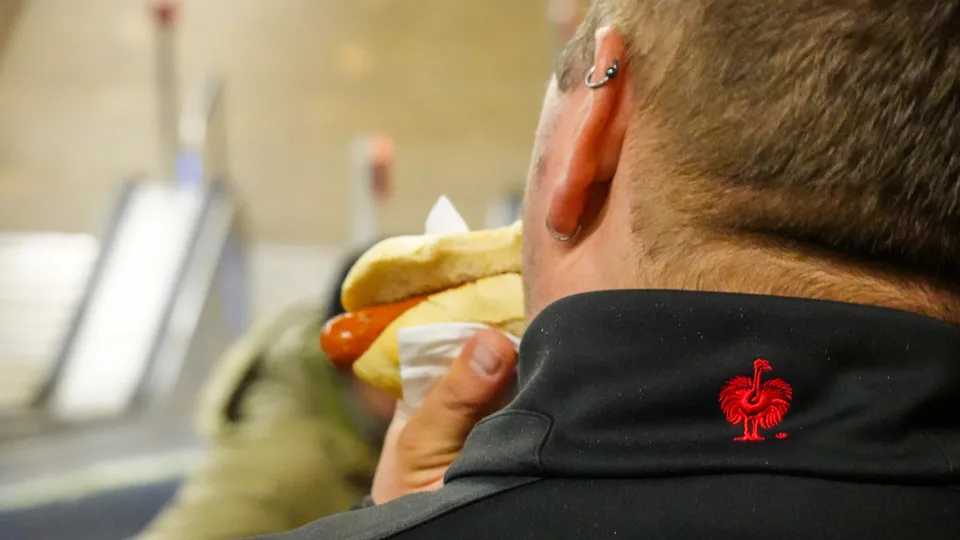 What really happens when you eat without being hungry?