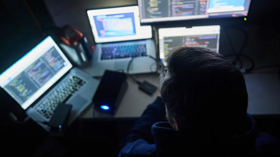 Microsoft confirms Chinese hackers breached its servers