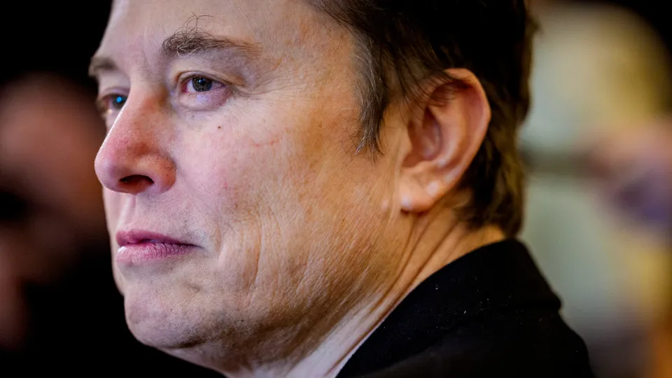 Elon Musk’s Neuralink has now implanted brain chips in nine people