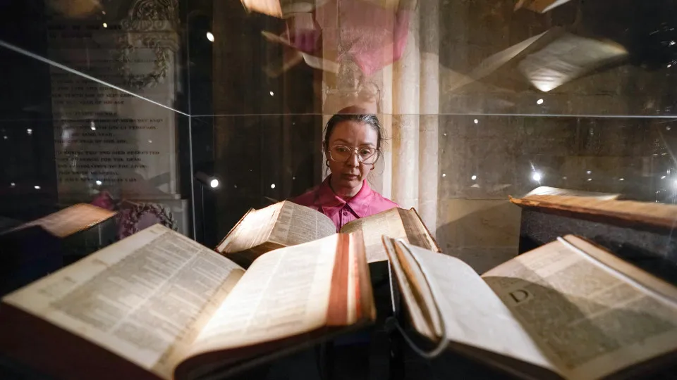 The 14 books left out of the Bible