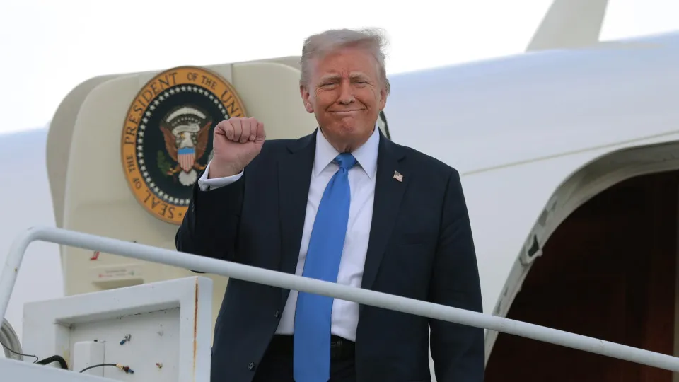 Presidential luxury: what will the new Air Force One really cost?