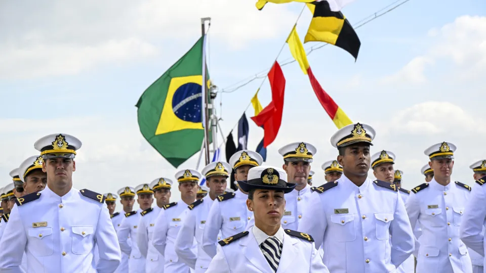 Maiores potências militares do mundo: Brasil surpreende no ranking!