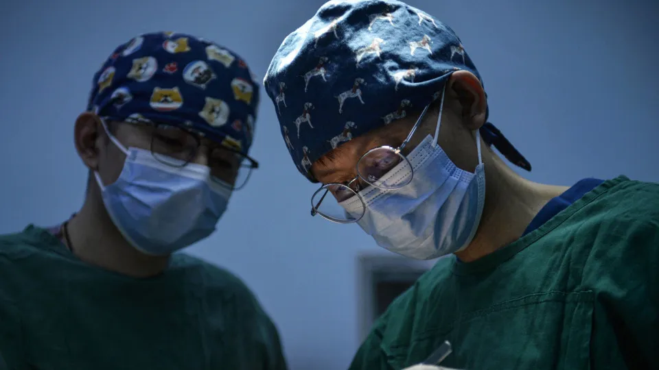 Cirugías complejas que desafían la medicina moderna