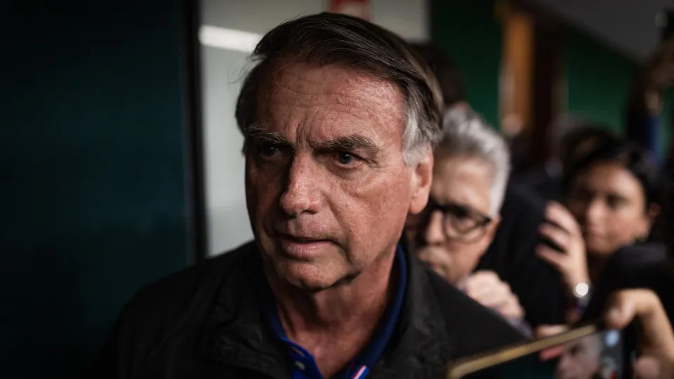 Trump threatens Brazil after Bolsonaro's house arrest
