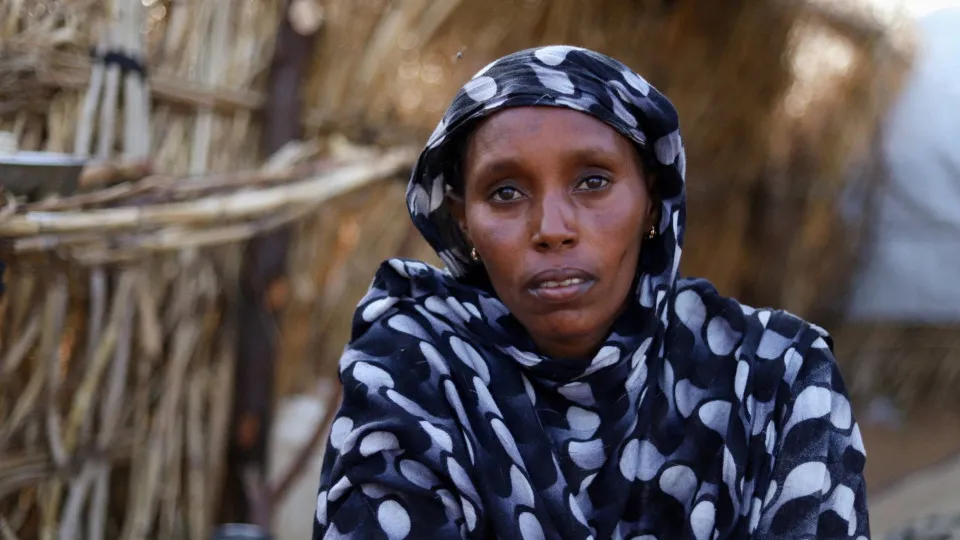 People in Sudan forced to eat animal food to survive