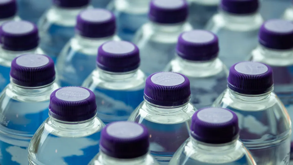 Why bottled water is a growing business worldwide