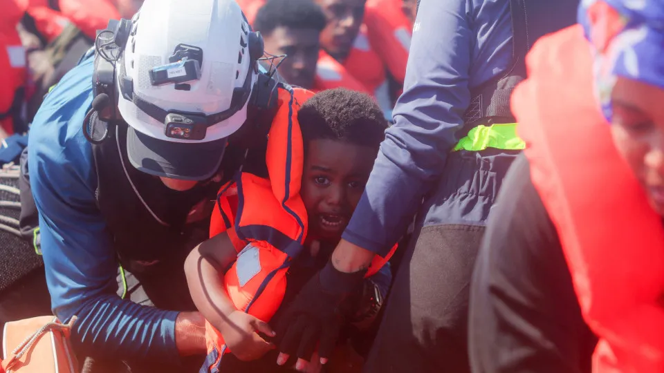 Title: 20 dead, 17 missing as migrant boat tries to reach Europe