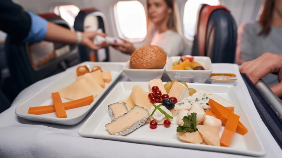 How much airlines actually spend on your meal