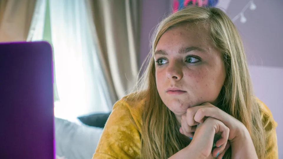 Meninas adolescentes: As pessoas mais solitárias do mundo