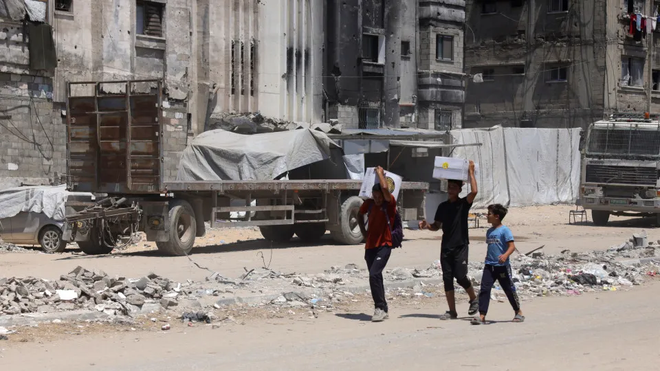 Israel launches first stages of Gaza City offensive as residents flee