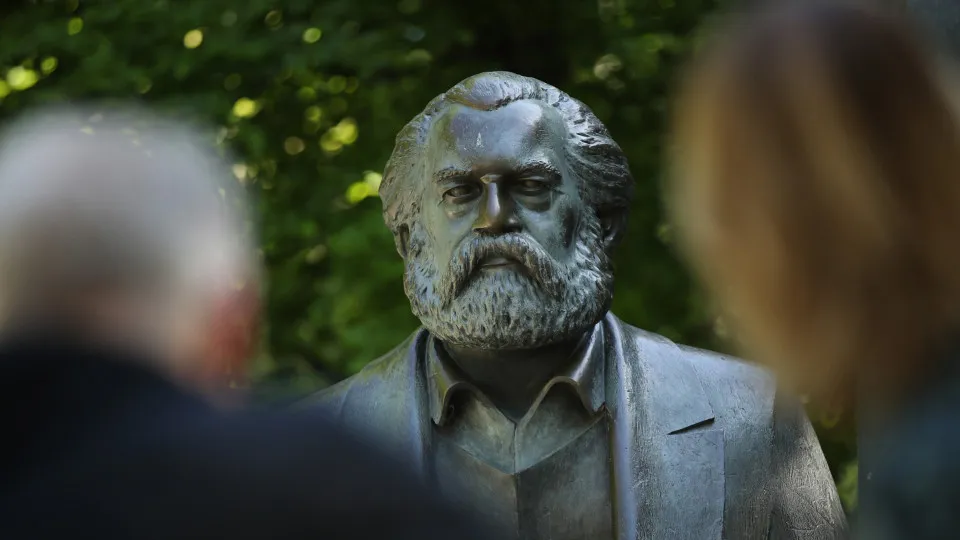 Socialism vs. capitalism: what’s the difference?