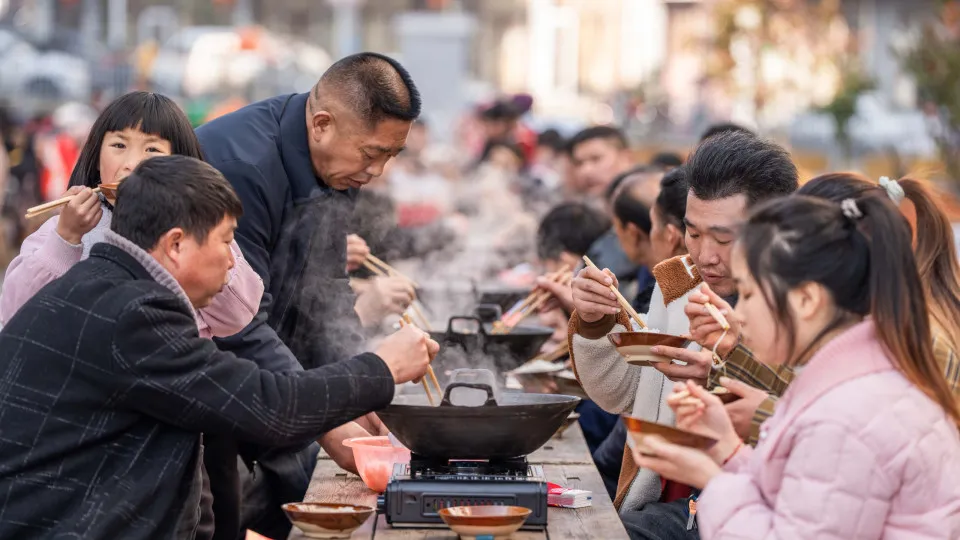 Getting to grips with chopstick culture
