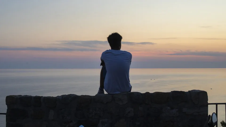 Er du introvert? Dette er de avslørende tegnene