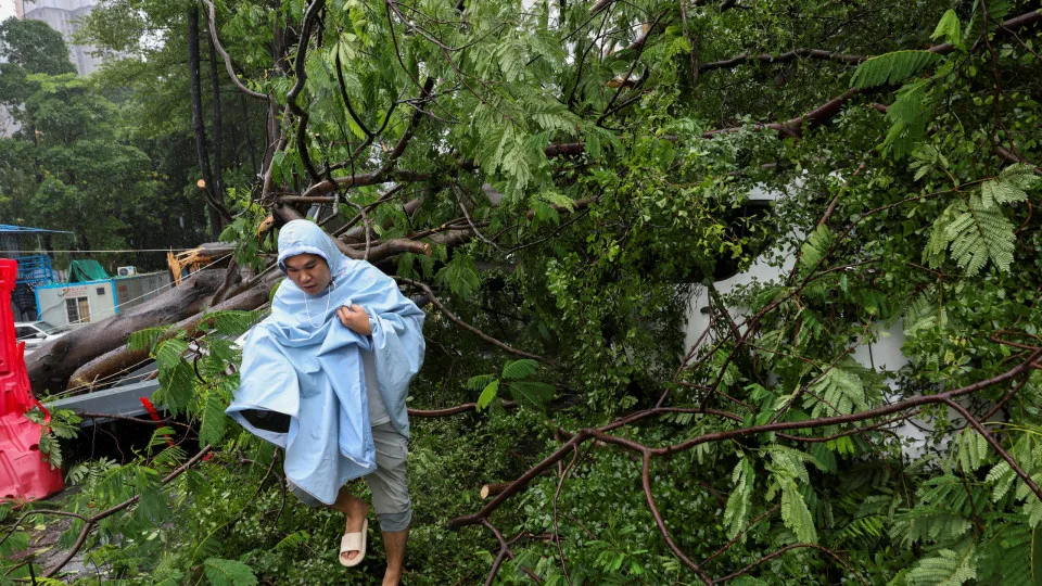 Nearly 2 million evacuated in China as Super Typhoon Ragasa nears landfall