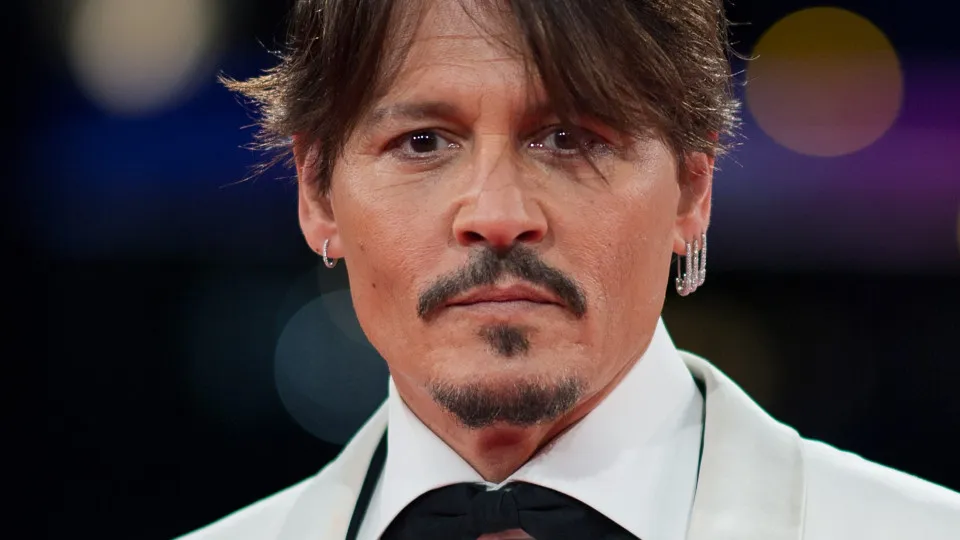 Celebrities who removed (or covered up) their tattoos