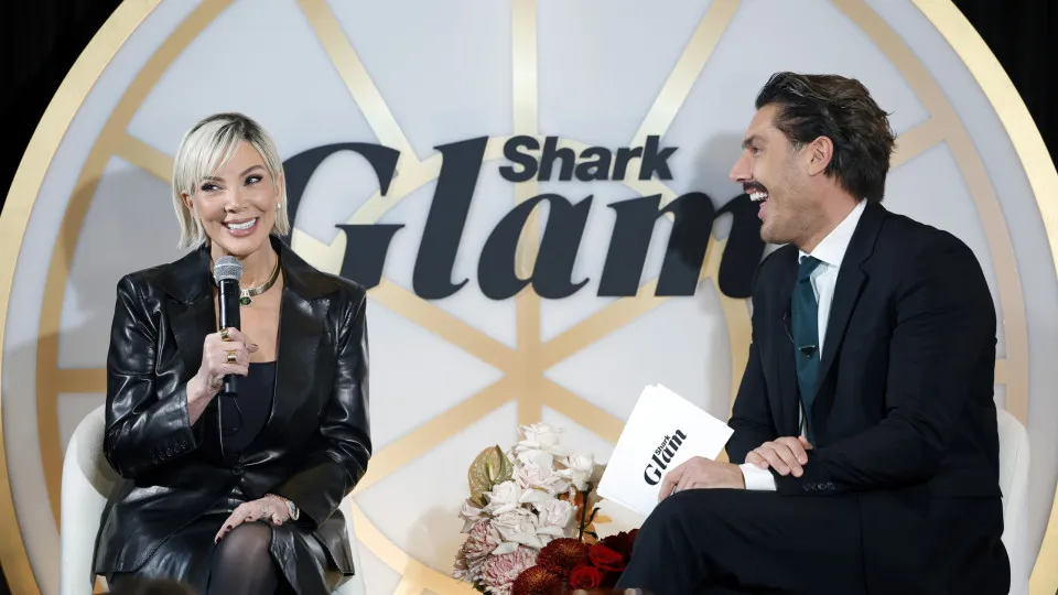 From noir to icy-Nordic: Kris Jenner turns platinum blonde