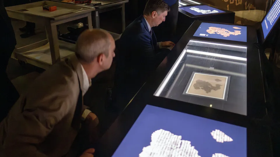 Before the Bible as we know it: the revelation of the Dead Sea Scrolls