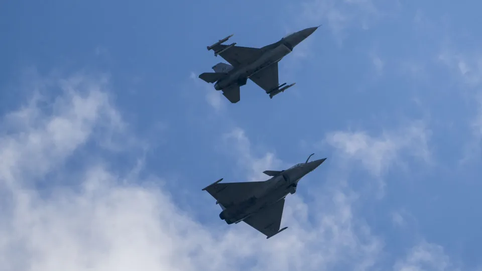 Two Russian military jets enter Lithuania airspace, prompting NATO response