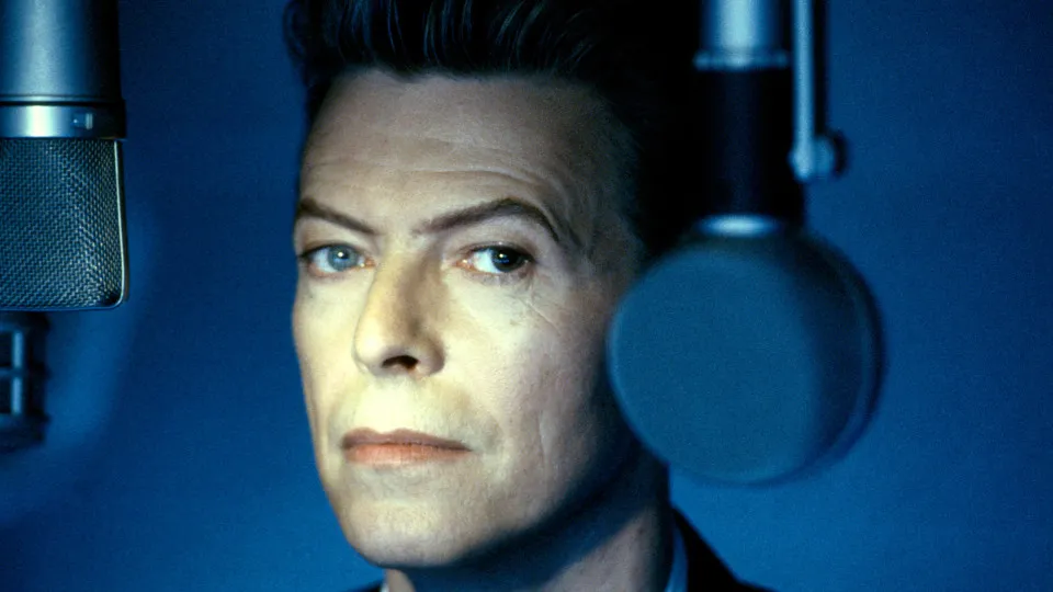 Artists who recorded songs in another language