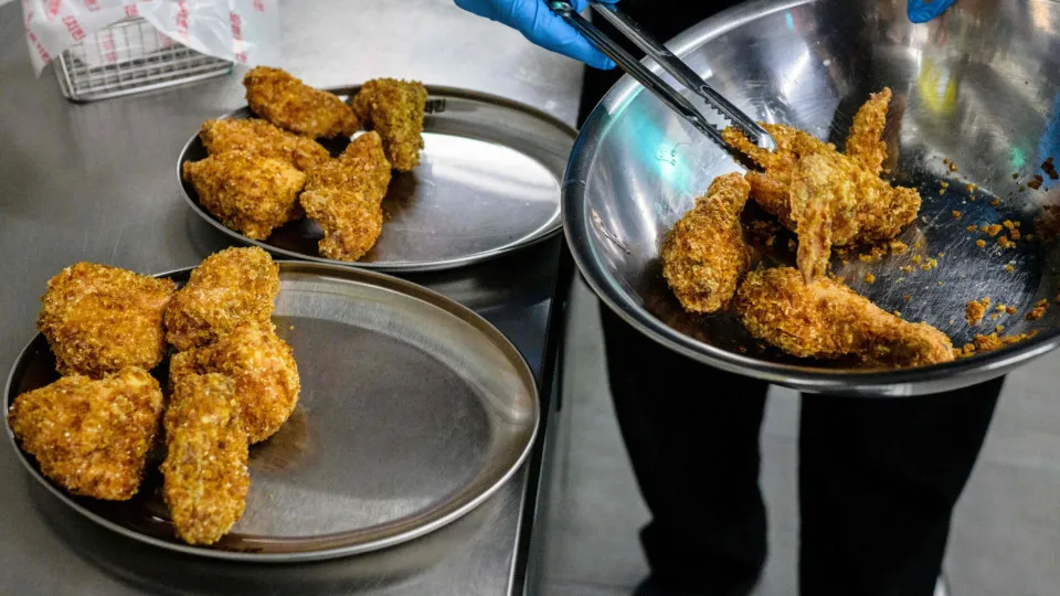 Maailman suosituimmat suolaiset friteeratut ruoat