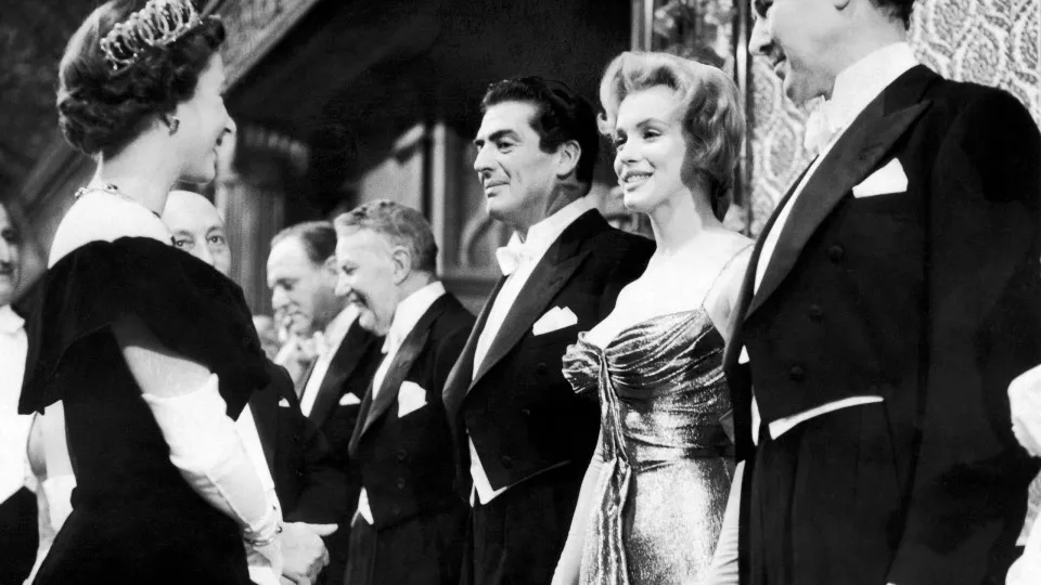 Famous people you had no idea were alive at the same time