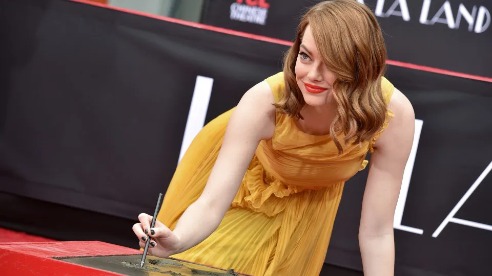 Celebs who became more popular after they dyed their hair