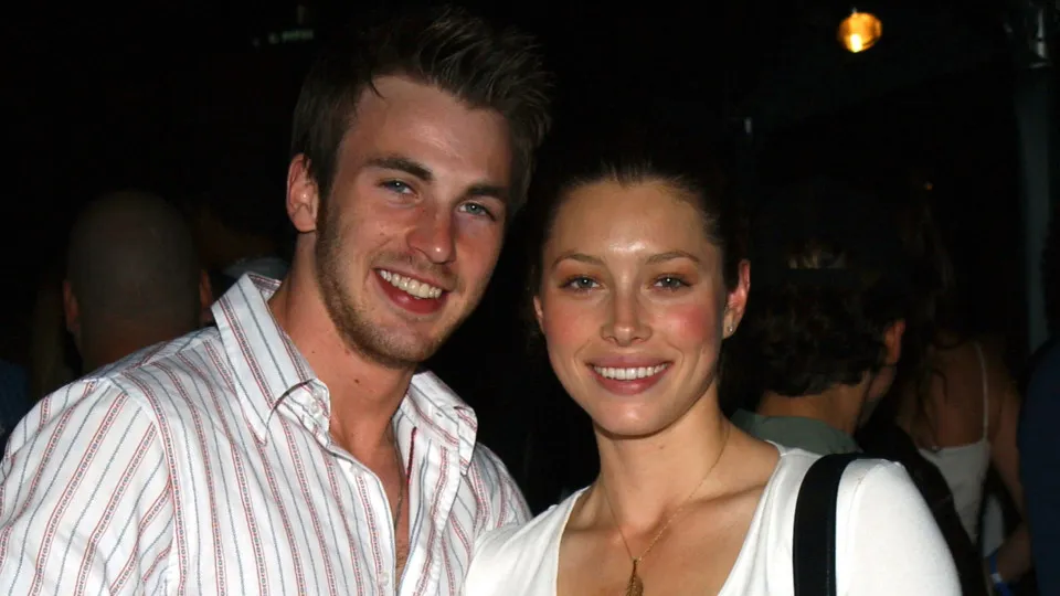 Did you know these celebs dated before they were famous?