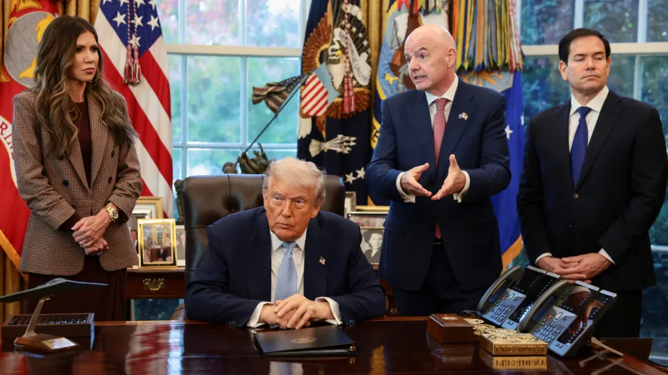 Trump warns 2026 World Cup matches could be moved over safety concerns