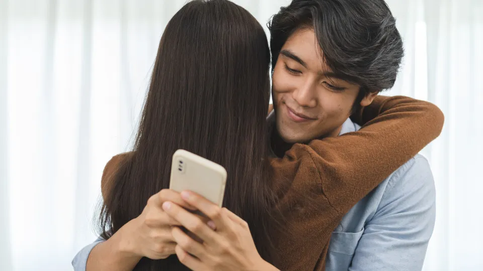 最も浮気をする人が多い国はどこ？