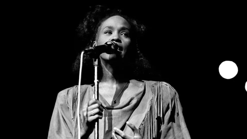 Celebrities who died with major secrets