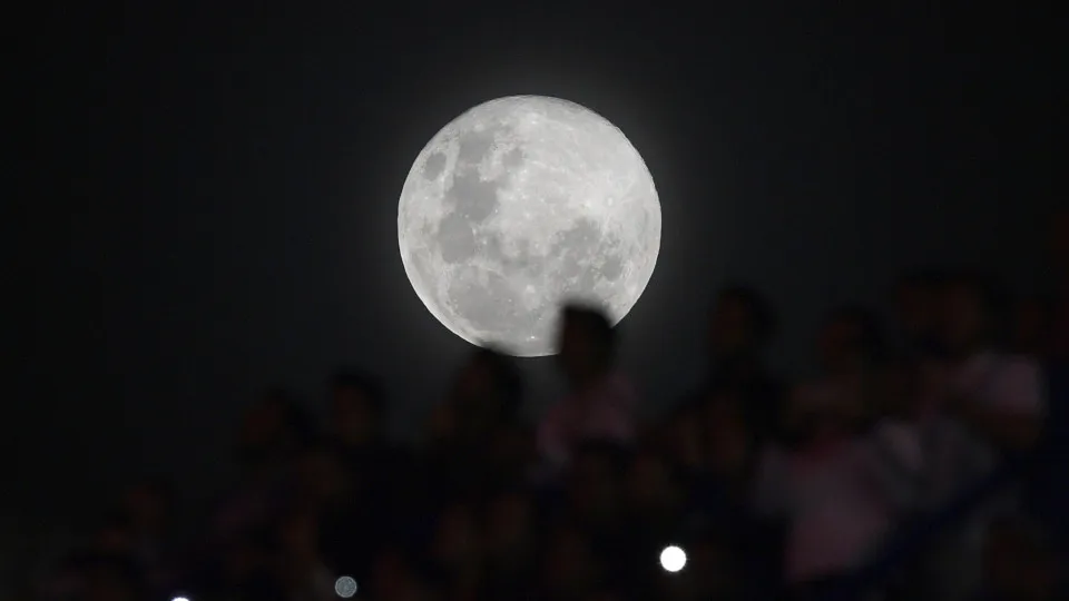 Asteroid once heading to Earth could hit the Moon instead, scientists say