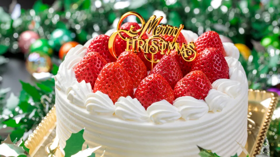 Christmas cakes and puddings from around the world