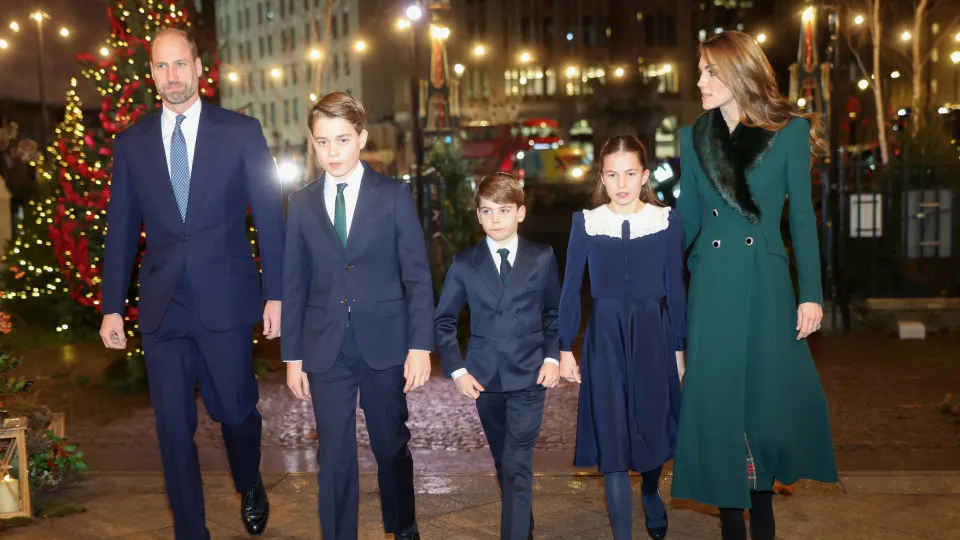 Royal kids coordinating outfits