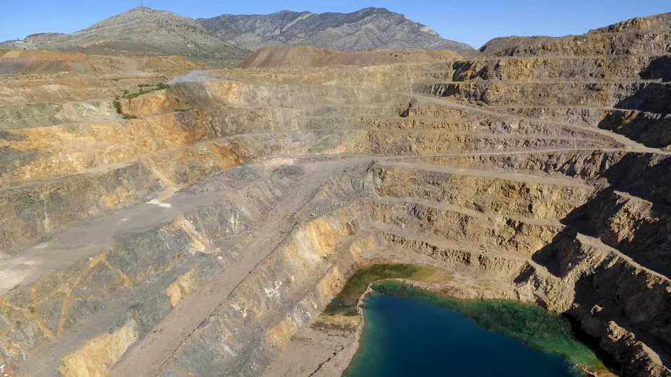 Países com as maiores reservas de minerais de terras raras: Brasil é muito rico e choca no TOP 3!