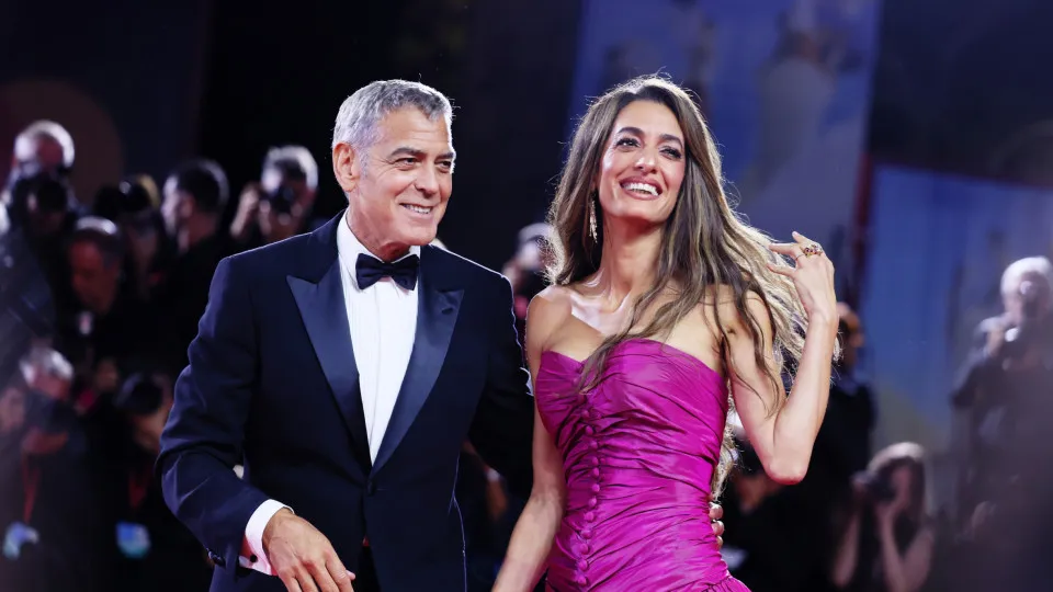 Celebrities who have dual citizenship