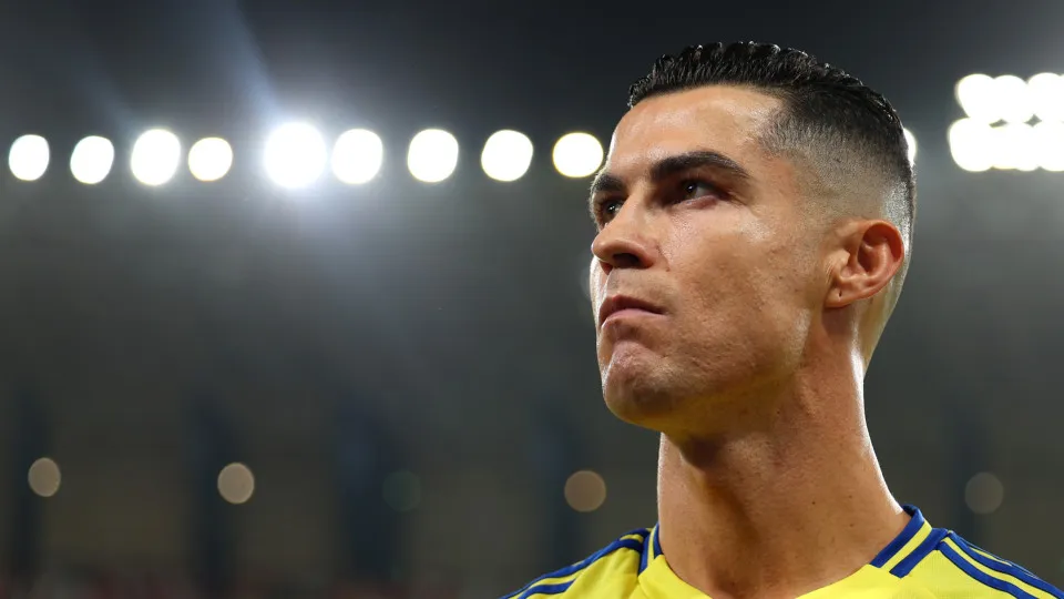 Cristiano Ronaldo: a controversial superstar